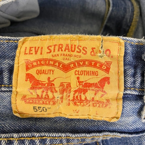 Levi's 550 Relaxed Fit Jeans Men's Size 48x30 (Fit 45x29) Blue Medium Wash Denim - Picture 6 of 15